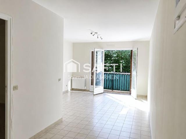Vente Appartement 1 pièce 27 m2 Livry Gargan