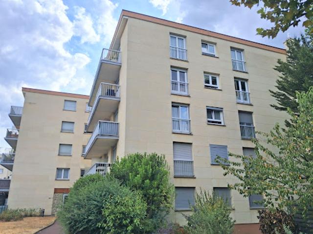 Vente Appartement 1 pièce 0 m2 La Varenne Saint Hilaire