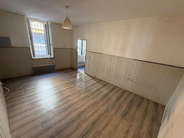 Vente Appartement 1 pièce 28 m2 Marseille 8ème