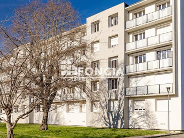 Vente Appartement 1 pièce 28 m2 Echirolles