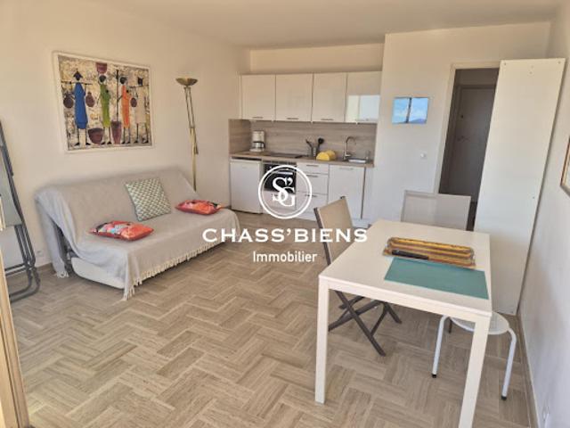 Vente Appartement 1 pièce 28 m2 Le Lavandou
