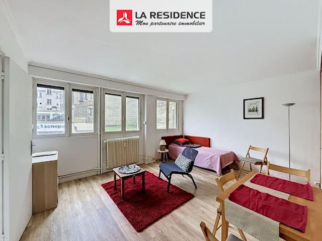 Vente Appartement 1 pièce 28 m2 Paris 18ème
