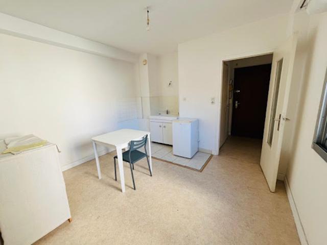 Vente Appartement 1 pièce 28 m2 Tulle