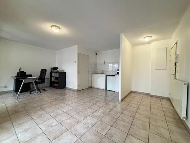 Vente Appartement 1 pièce 29.68 m2 Echirolles