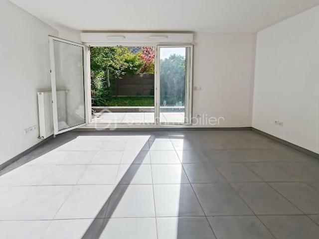 Vente Appartement 1 pièce 29.5 m2 Noisy le Grand