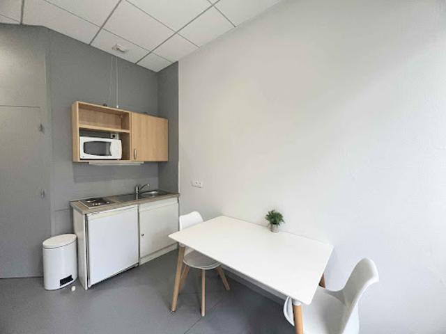 Vente Appartement 1 pièce 20 m2 Saint Etienne