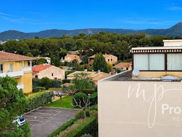 Vente Appartement 1 pièce 22 m2 Bormes les Mimosas