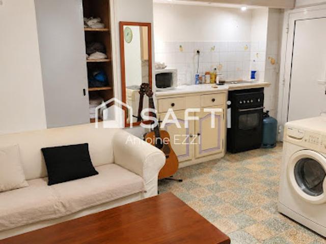 Vente Appartement 1 pièce 22 m2 Eyguières
