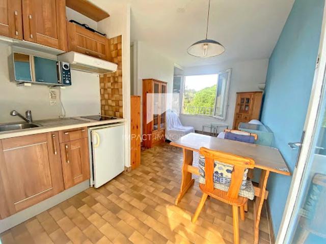 Vente Appartement 1 pièce 22 m2 Hyeres