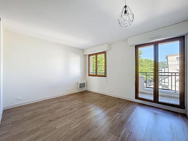 Vente Appartement 1 pièce 22.16 m2 Le Plessis Robinson