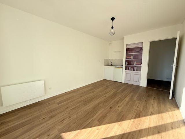 Vente Appartement 1 pièce 22.18 m2 Vierzon