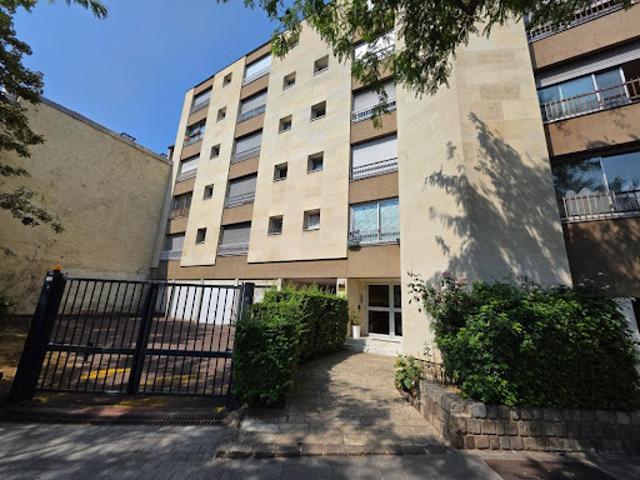 Vente Appartement 1 pièce 22.6 m2 Bourg la Reine