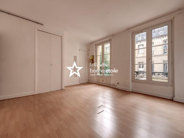 Vente Appartement 1 pièce 22.95 m2 Paris 18ème