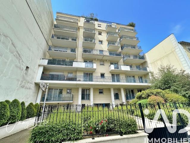 Vente Appartement 1 pièce 23 m2 Courbevoie