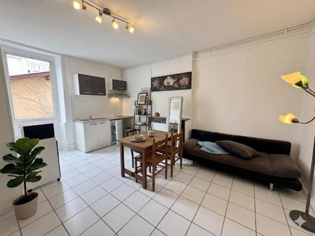 Vente Appartement 1 pièce 23.5 m2 Dax