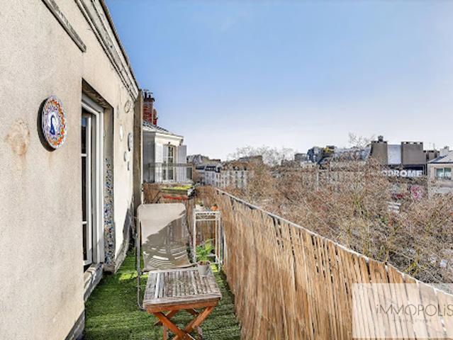 Vente Appartement 1 pièce 23 m2 Paris 18ème