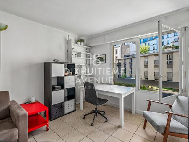Vente Appartement 1 pièce 23 m2 Paris 18ème