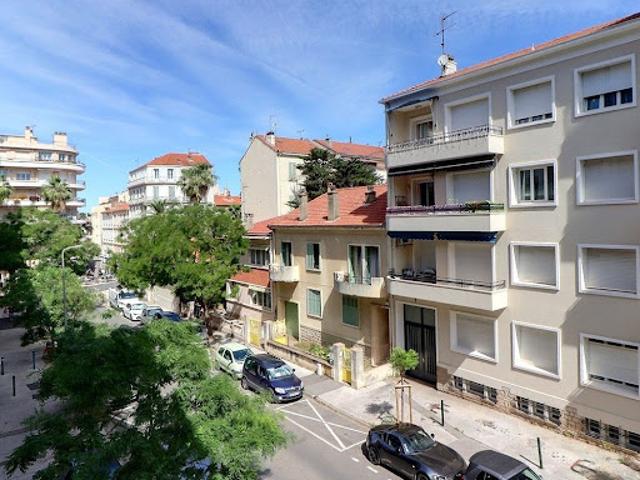 Vente Appartement 1 pièce 34.26 m2 Hyeres