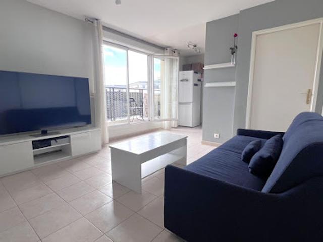 Vente Appartement 1 pièce 34.2 m2 Corbeil Essonnes