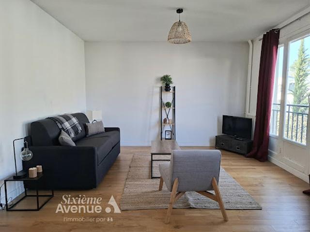 Vente Appartement 1 pièce 35.4 m2 Versailles