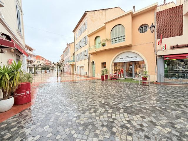 Vente Appartement 1 pièce 35.4 m2 Sanary sur Mer