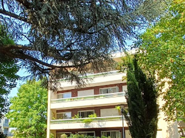 Vente Appartement 1 pièce 36 m2 Chatenay malabry