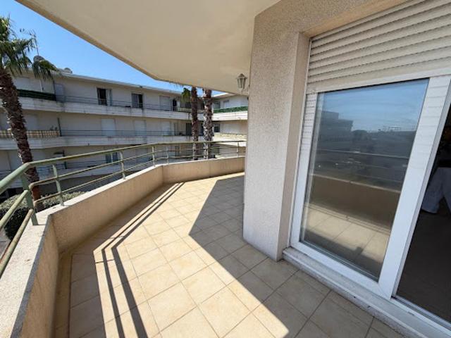 Vente Appartement 1 pièce 36.9 m2 Villeneuve Loubet