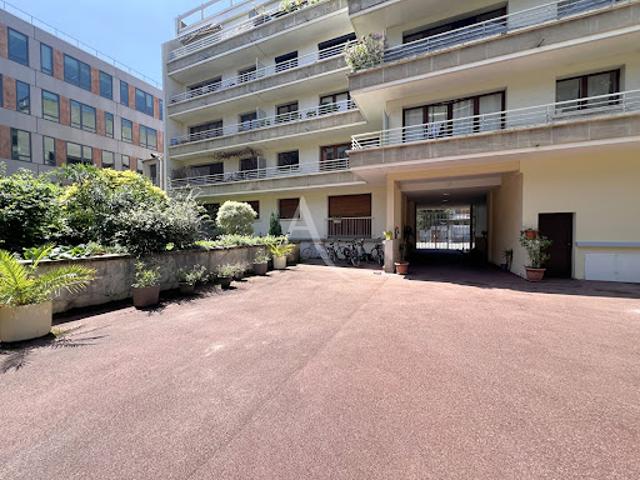 Vente Appartement 1 pièce 38.14 m2 Montreuil