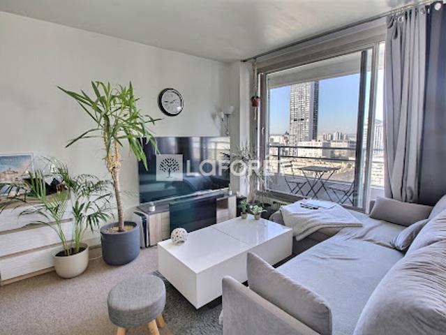 Vente Appartement 1 pièce 38.99 m2 Puteaux