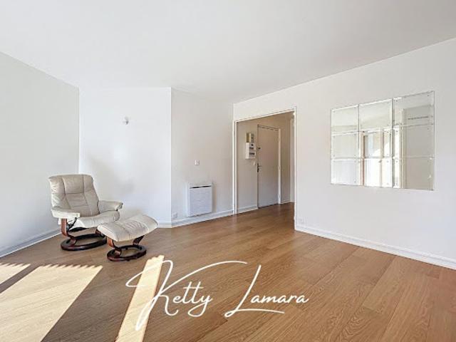 Vente Appartement 1 pièce 39 m2 Montigny le Bretonneux