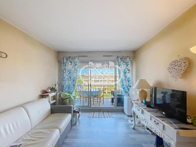 Vente Appartement 1 pièce 30 m2 Antibes