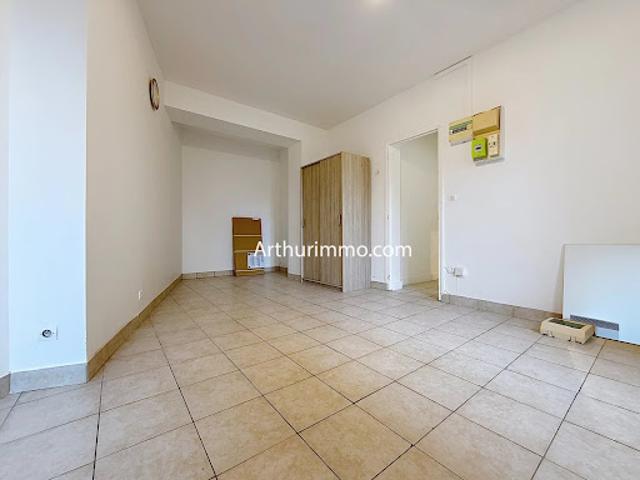 Vente Appartement 1 pièce 30 m2 Villeneuve Saint Georges