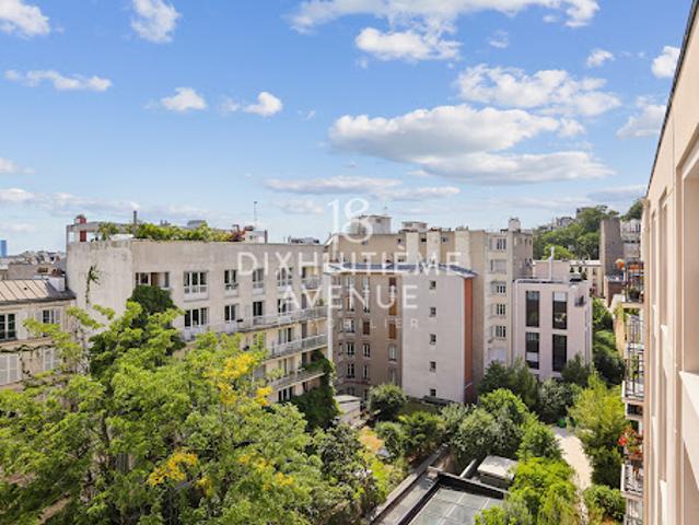 Vente Appartement 1 pièce 30.6 m2 Paris 18ème
