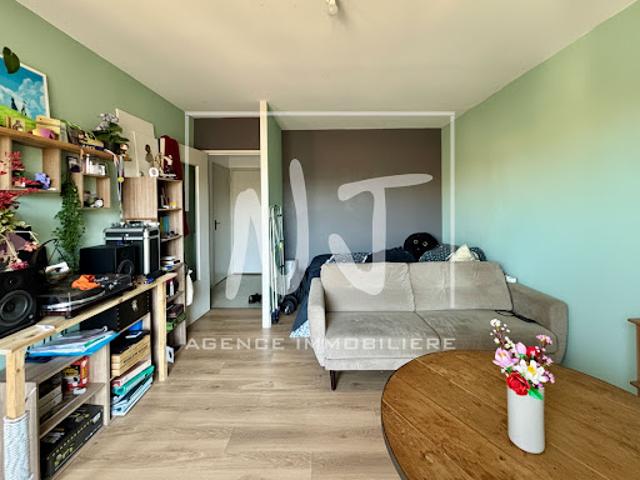 Vente Appartement 1 pièce 31 m2 Angers