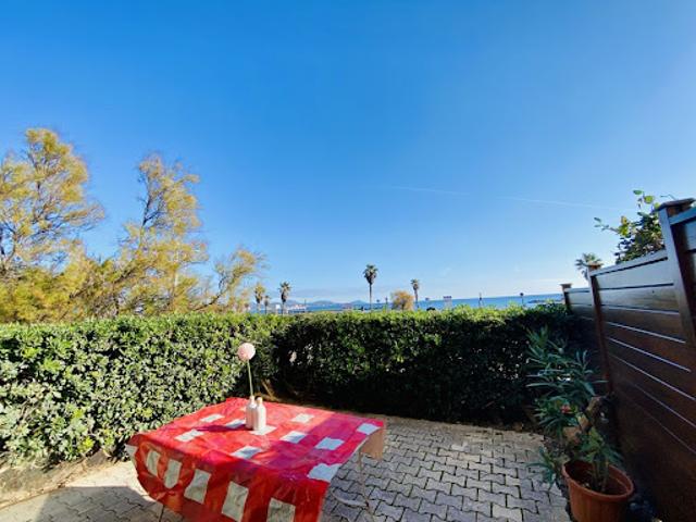 Vente Appartement 1 pièce 31 m2 Frejus