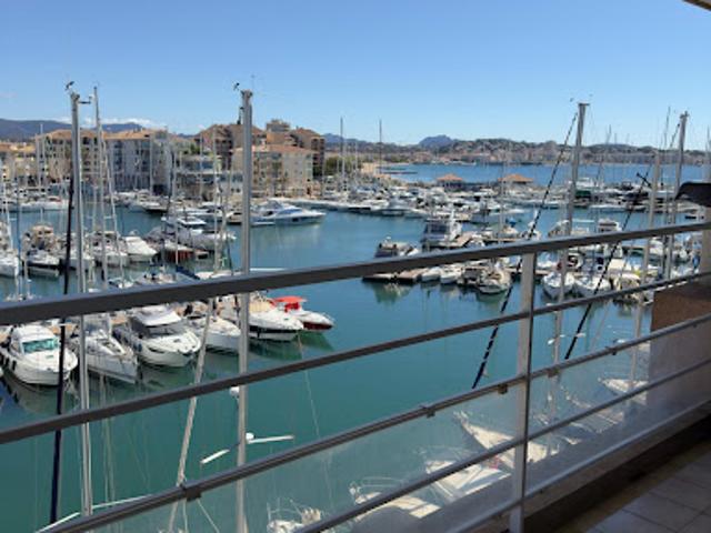 Vente Appartement 1 pièce 31 m2 Frejus