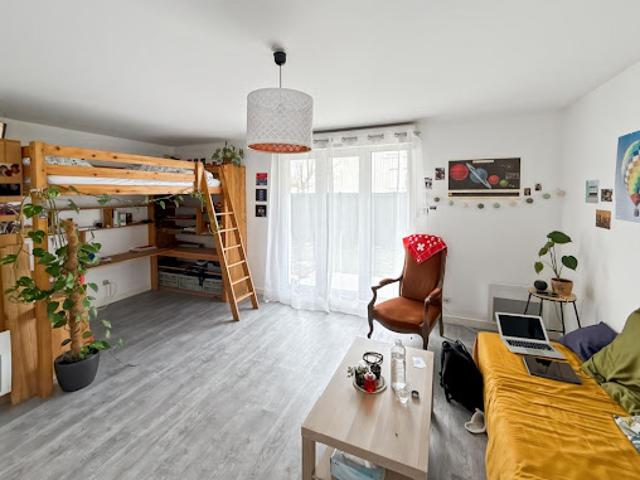Vente Appartement 1 pièce 31 m2 Saint Jean le Blanc