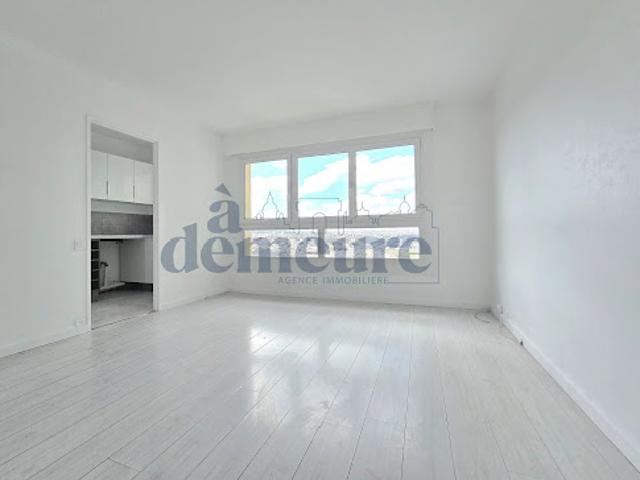 Vente Appartement 1 pièce 31.08 m2 Issy les Moulineaux