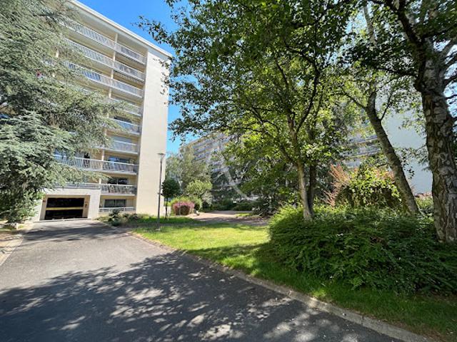 Vente Appartement 1 pièce 31.1 m2 Reims