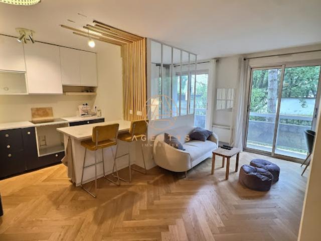 Vente Appartement 1 pièce 31.48 m2 La Varenne Saint Hilaire