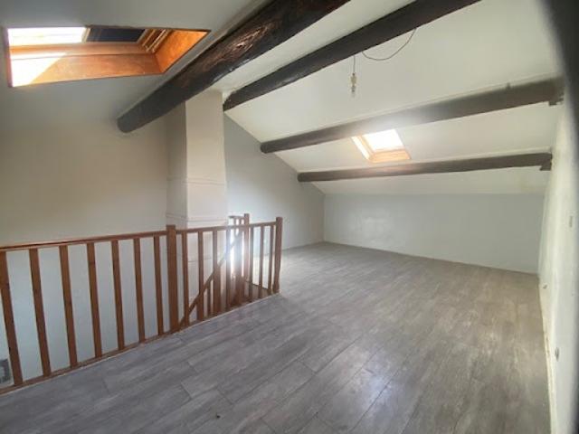 Vente Appartement 1 pièce 33 m2 Beziers