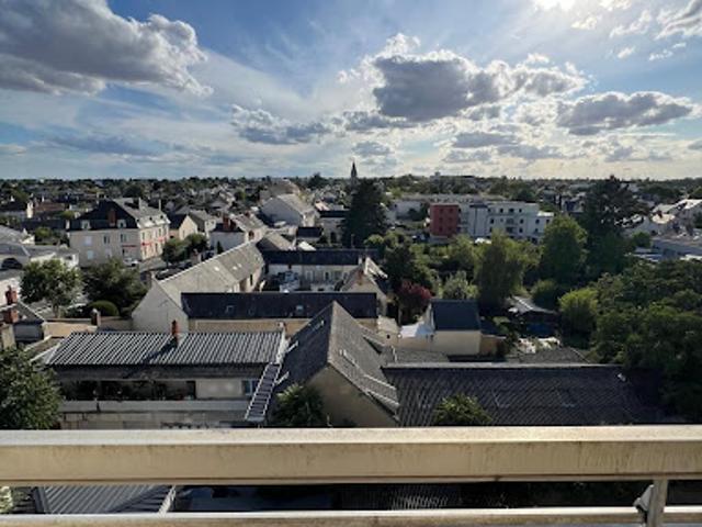 Vente Appartement 1 pièce 33 m2 Bourges