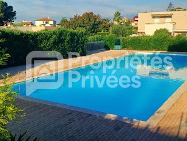 Vente Appartement 1 pièce 33 m2 Cagnes sur Mer
