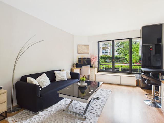 Vente Appartement 1 pièce 33 m2 Issy les Moulineaux