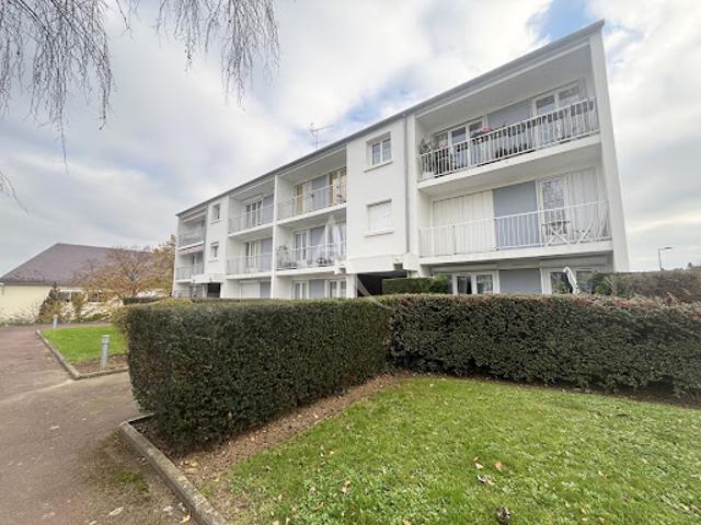 Vente Appartement 1 pièce 33.2 m2 Dourdan