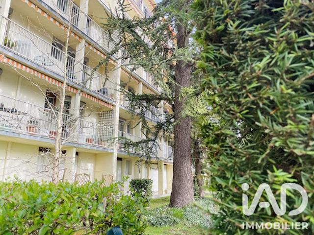 Vente Appartement 1 pièce 44 m2 Saint Julien les Villas