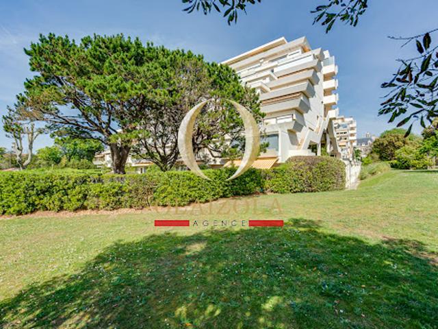 Vente Appartement 1 pièce 44.79 m2 Biarritz