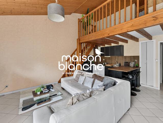 Vente Appartement 1 pièce 44.93 m2 Parthenay