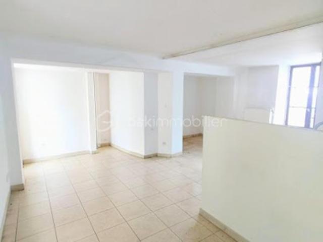 Vente Appartement 1 pièce 45 m2 Dammarie les Lys