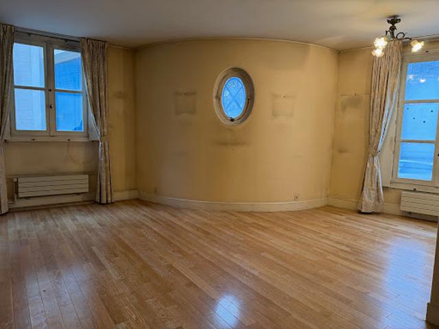 Vente Appartement 1 pièce 45.38 m2 Versailles